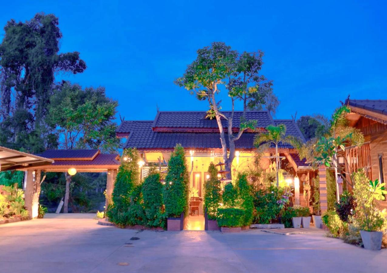 Khum Lanna Boutique Hotel Sisaket Dış mekan fotoğraf